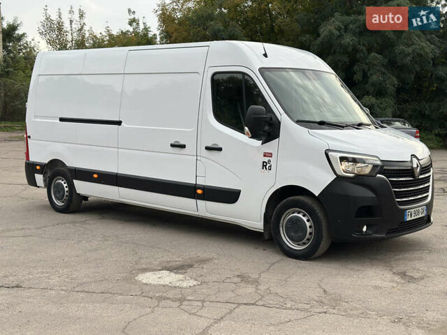 Белый Рено Мастер, объемом двигателя 2.3 л и пробегом 175 тыс. км за 19700 $, фото 4 на Automoto.ua