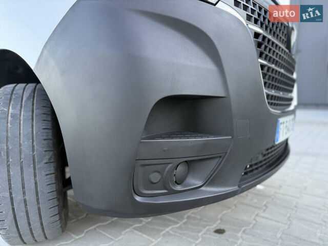 Белый Рено Мастер, объемом двигателя 0 л и пробегом 193 тыс. км за 19700 $, фото 17 на Automoto.ua