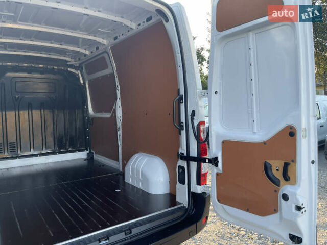 Білий Рено Мастєр, об'ємом двигуна 2.3 л та пробігом 148 тис. км за 18950 $, фото 15 на Automoto.ua
