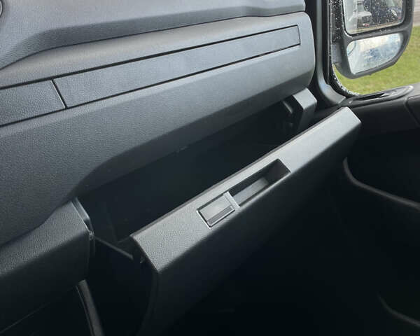 Белый Рено Мастер, объемом двигателя 2.3 л и пробегом 167 тыс. км за 19500 $, фото 38 на Automoto.ua