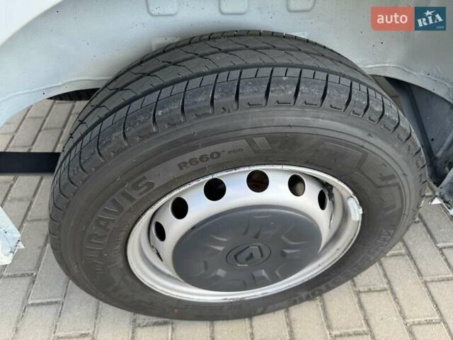 Рено Мастер 2021 в Полтаве на Automoto.ua Белый Рено Мастер, объемом двигателя 2.3 л и пробегом 193 тыс. км за 19999 $, фото 22 на Automoto.ua