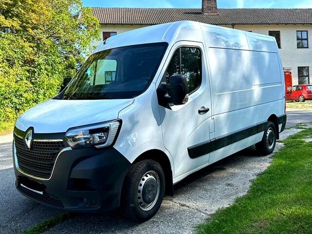 Белый Рено Мастер, объемом двигателя 2.3 л и пробегом 57 тыс. км за 21900 $, фото 2 на Automoto.ua