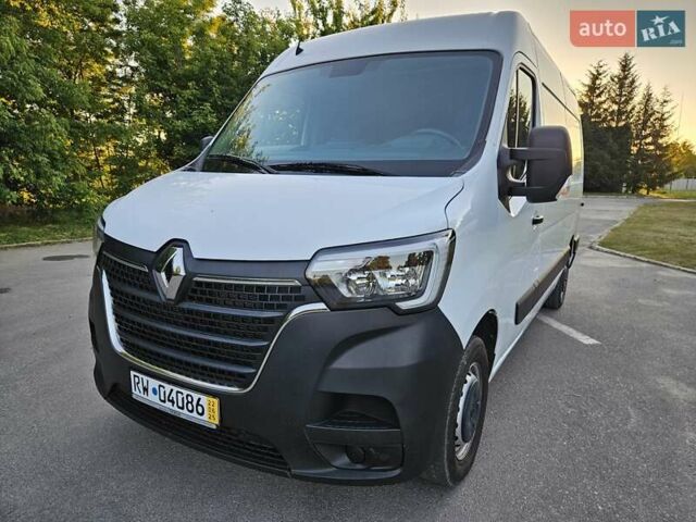 Белый Рено Мастер, объемом двигателя 2.3 л и пробегом 191 тыс. км за 18700 $, фото 1 на Automoto.ua