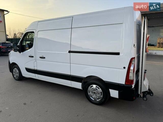 Белый Рено Мастер, объемом двигателя 2.3 л и пробегом 265 тыс. км за 18900 $, фото 8 на Automoto.ua