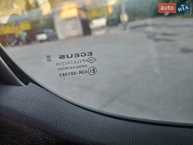 Белый Рено Мастер, объемом двигателя 2.3 л и пробегом 191 тыс. км за 18700 $, фото 45 на Automoto.ua