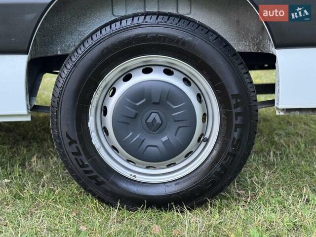 Білий Рено Мастєр, об'ємом двигуна 2.3 л та пробігом 254 тис. км за 17900 $, фото 16 на Automoto.ua