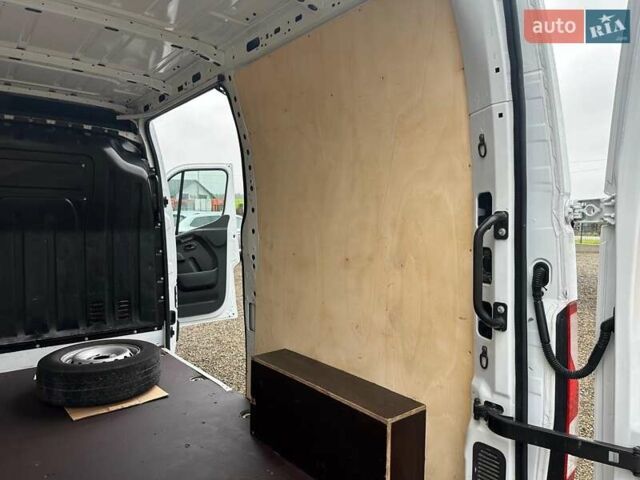 Білий Рено Мастєр, об'ємом двигуна 2.3 л та пробігом 176 тис. км за 19500 $, фото 22 на Automoto.ua