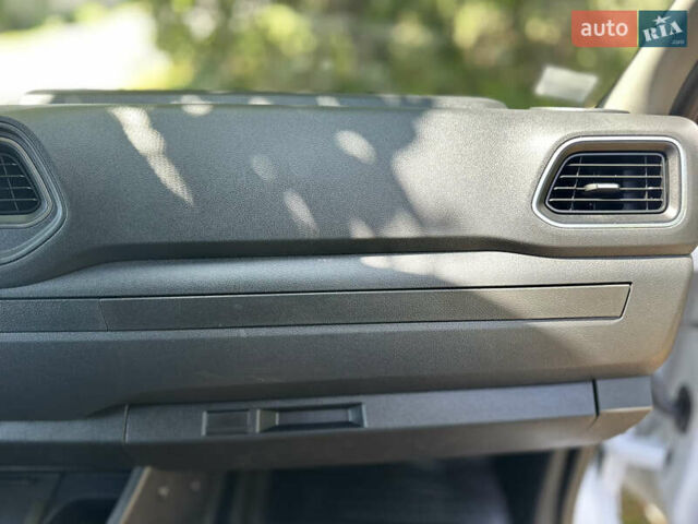 Білий Рено Мастєр, об'ємом двигуна 2.3 л та пробігом 142 тис. км за 21900 $, фото 11 на Automoto.ua