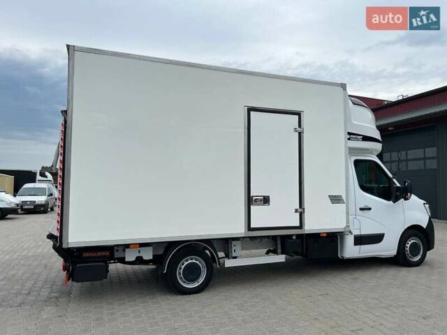 Белый Рено Мастер, объемом двигателя 2.3 л и пробегом 325 тыс. км за 25999 $, фото 24 на Automoto.ua
