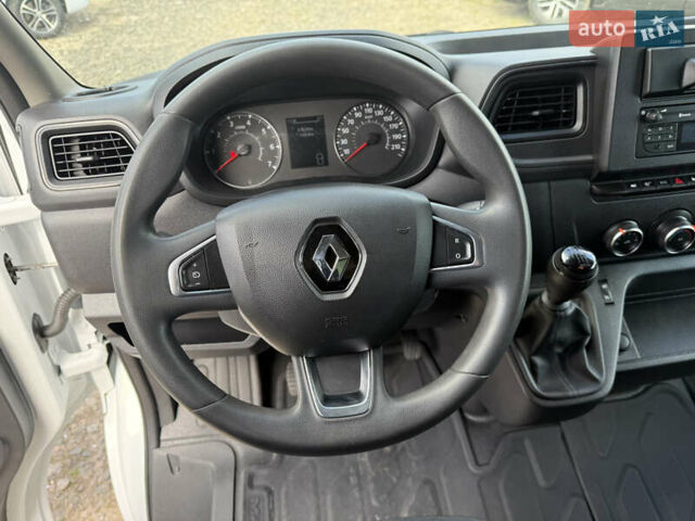 Белый Рено Мастер, объемом двигателя 2.3 л и пробегом 218 тыс. км за 22700 $, фото 36 на Automoto.ua