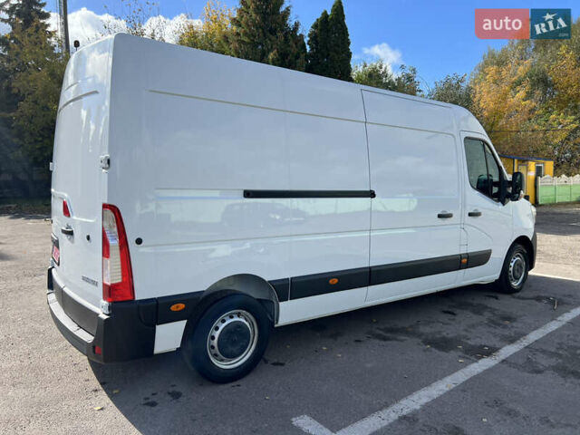 Белый Рено Мастер, объемом двигателя 2.3 л и пробегом 180 тыс. км за 19400 $, фото 5 на Automoto.ua