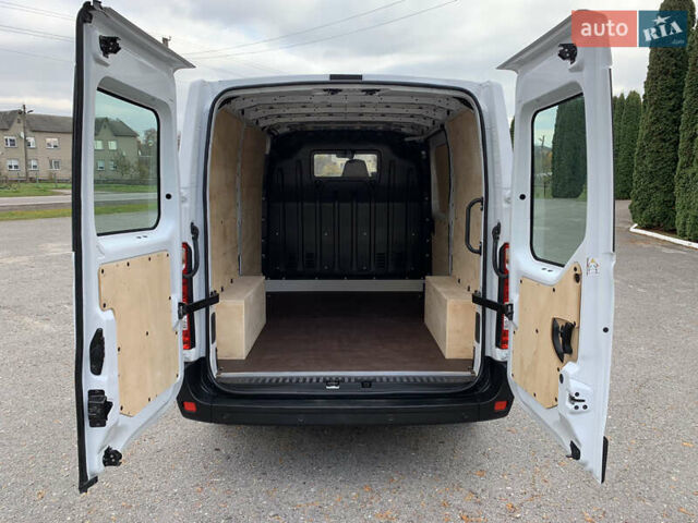 Белый Рено Мастер, объемом двигателя 2.3 л и пробегом 242 тыс. км за 16800 $, фото 21 на Automoto.ua