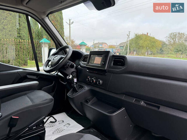 Белый Рено Мастер, объемом двигателя 2.3 л и пробегом 138 тыс. км за 25800 $, фото 48 на Automoto.ua