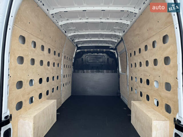 Белый Рено Мастер, объемом двигателя 2.3 л и пробегом 112 тыс. км за 21900 $, фото 115 на Automoto.ua