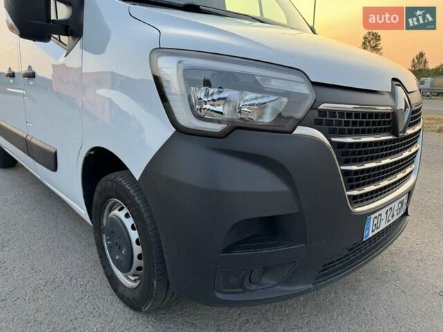 Белый Рено Мастер, объемом двигателя 2.3 л и пробегом 260 тыс. км за 20500 $, фото 15 на Automoto.ua