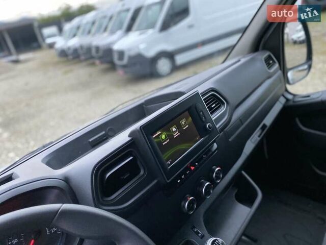 Белый Рено Мастер, объемом двигателя 2.3 л и пробегом 138 тыс. км за 18850 $, фото 49 на Automoto.ua