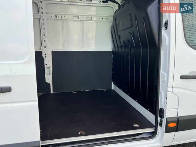 Белый Рено Мастер, объемом двигателя 2.3 л и пробегом 180 тыс. км за 19400 $, фото 33 на Automoto.ua