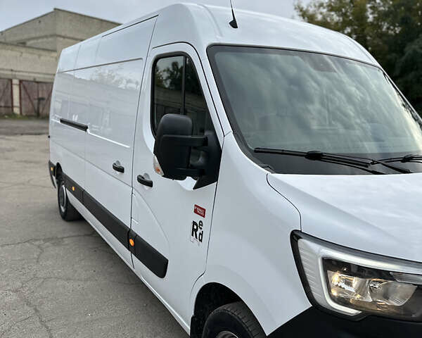 Белый Рено Мастер, объемом двигателя 2.3 л и пробегом 175 тыс. км за 19700 $, фото 19 на Automoto.ua
