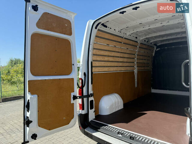 Белый Рено Мастер, объемом двигателя 2.3 л и пробегом 225 тыс. км за 23750 $, фото 99 на Automoto.ua