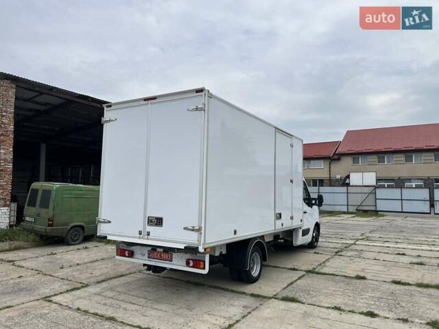 Белый Рено Мастер, объемом двигателя 2.3 л и пробегом 373 тыс. км за 24500 $, фото 23 на Automoto.ua