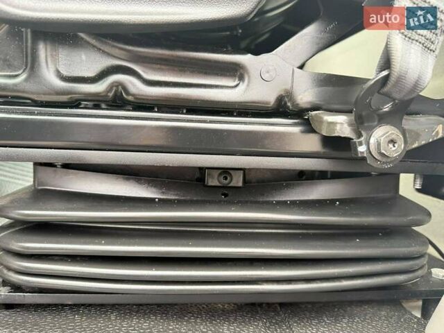 Білий Рено Мастєр, об'ємом двигуна 2.3 л та пробігом 220 тис. км за 22500 $, фото 40 на Automoto.ua