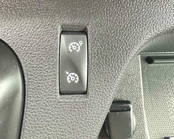 Білий Рено Мастєр, об'ємом двигуна 2.3 л та пробігом 220 тис. км за 22500 $, фото 43 на Automoto.ua