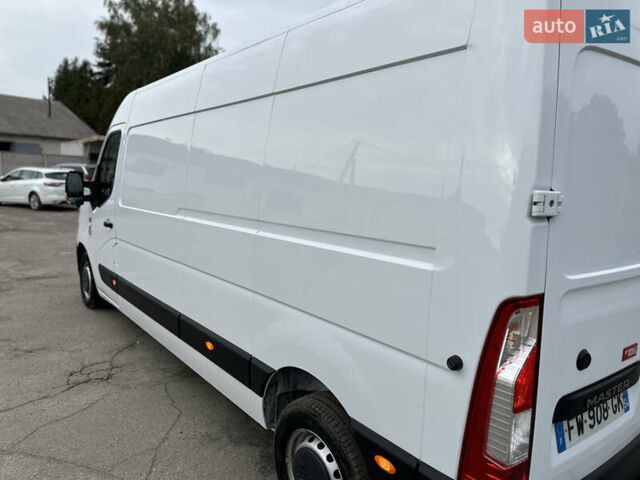 Белый Рено Мастер, объемом двигателя 2.3 л и пробегом 175 тыс. км за 19700 $, фото 26 на Automoto.ua