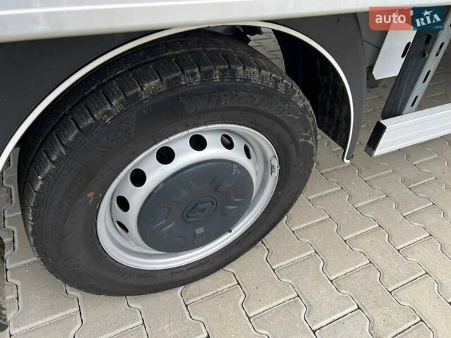 Белый Рено Мастер, объемом двигателя 2.3 л и пробегом 325 тыс. км за 25999 $, фото 43 на Automoto.ua