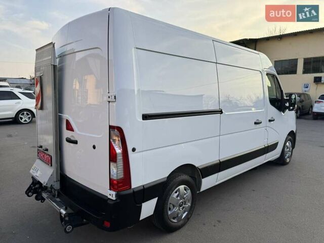 Белый Рено Мастер, объемом двигателя 2.3 л и пробегом 265 тыс. км за 18900 $, фото 9 на Automoto.ua