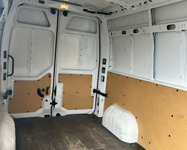 Белый Рено Мастер, объемом двигателя 0 л и пробегом 196 тыс. км за 18300 $, фото 30 на Automoto.ua