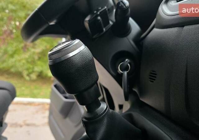 Білий Рено Мастєр, об'ємом двигуна 2.3 л та пробігом 193 тис. км за 21500 $, фото 36 на Automoto.ua