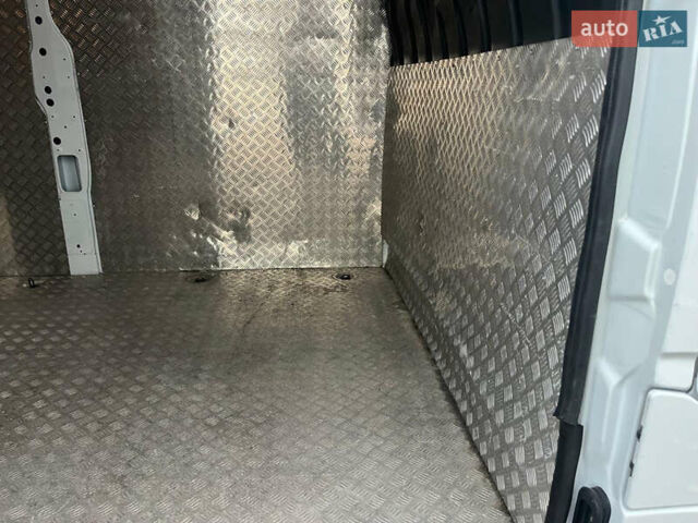 Белый Рено Мастер, объемом двигателя 2.3 л и пробегом 171 тыс. км за 18800 $, фото 26 на Automoto.ua