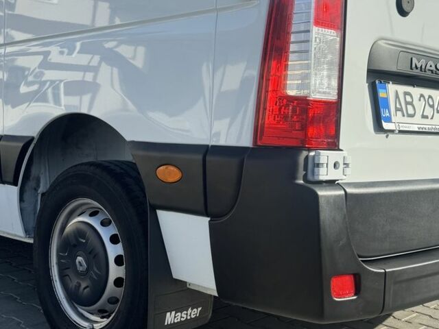 Белый Рено Мастер, объемом двигателя 2.3 л и пробегом 203 тыс. км за 21500 $, фото 5 на Automoto.ua