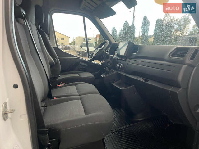 Белый Рено Мастер, объемом двигателя 2.3 л и пробегом 171 тыс. км за 18800 $, фото 15 на Automoto.ua