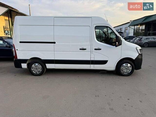 Белый Рено Мастер, объемом двигателя 2.3 л и пробегом 265 тыс. км за 18900 $, фото 7 на Automoto.ua