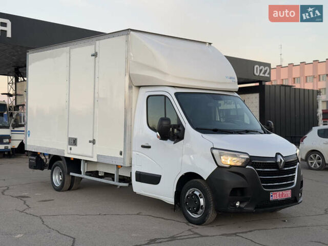 Белый Рено Мастер, объемом двигателя 2.3 л и пробегом 191 тыс. км за 26500 $, фото 3 на Automoto.ua