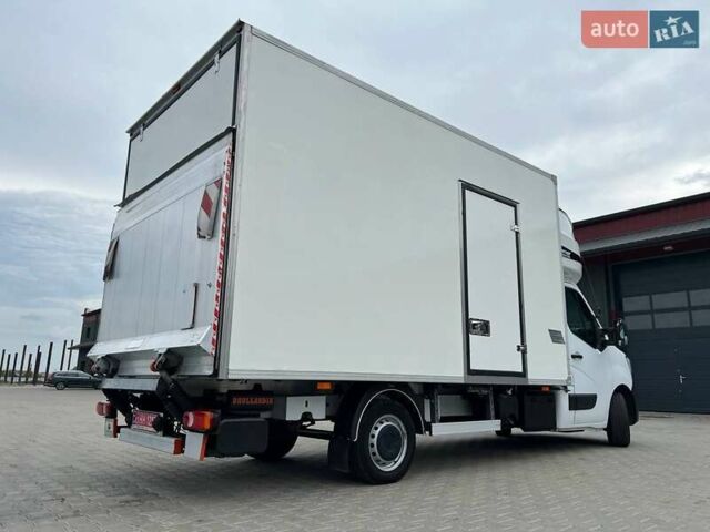 Белый Рено Мастер, объемом двигателя 2.3 л и пробегом 325 тыс. км за 25999 $, фото 10 на Automoto.ua