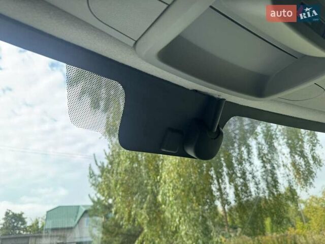 Белый Рено Мастер, объемом двигателя 2.3 л и пробегом 261 тыс. км за 18200 $, фото 5 на Automoto.ua