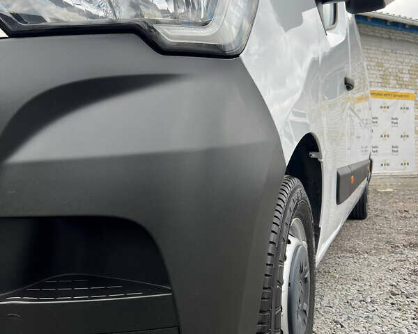 Білий Рено Мастєр, об'ємом двигуна 0 л та пробігом 181 тис. км за 20800 $, фото 4 на Automoto.ua