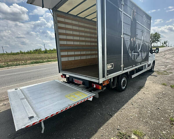 Білий Рено Мастєр, об'ємом двигуна 2.3 л та пробігом 199 тис. км за 24869 $, фото 15 на Automoto.ua