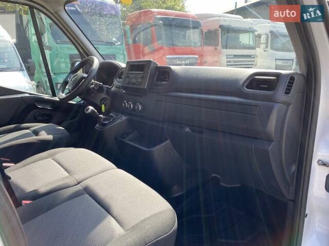 Білий Рено Мастєр, об'ємом двигуна 2.3 л та пробігом 150 тис. км за 17999 $, фото 33 на Automoto.ua