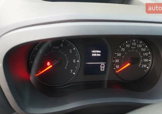 Білий Рено Мастєр, об'ємом двигуна 2.3 л та пробігом 145 тис. км за 15200 $, фото 12 на Automoto.ua