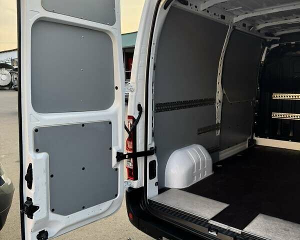 Белый Рено Мастер, объемом двигателя 2.3 л и пробегом 265 тыс. км за 18900 $, фото 15 на Automoto.ua