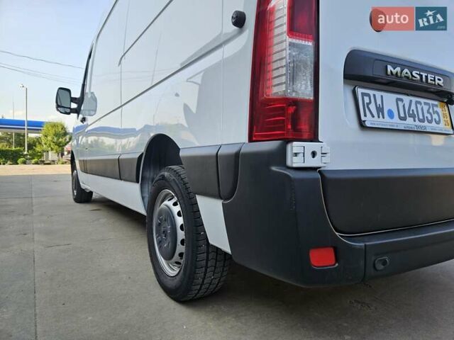Білий Рено Мастєр, об'ємом двигуна 0 л та пробігом 269 тис. км за 18500 $, фото 22 на Automoto.ua