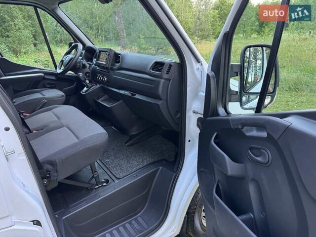Білий Рено Мастєр, об'ємом двигуна 2.3 л та пробігом 254 тис. км за 17900 $, фото 19 на Automoto.ua