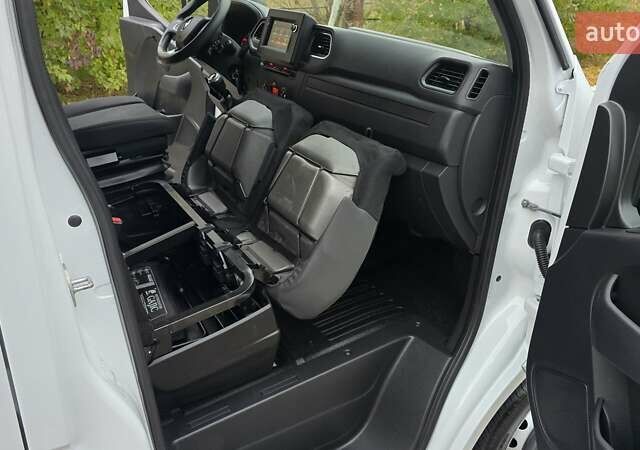 Білий Рено Мастєр, об'ємом двигуна 2.3 л та пробігом 193 тис. км за 21500 $, фото 30 на Automoto.ua