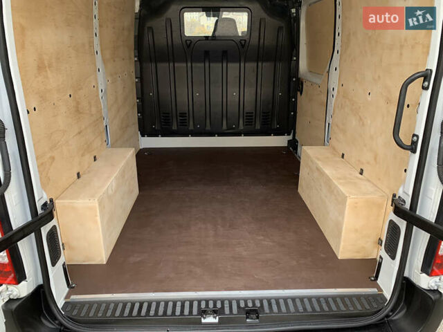 Белый Рено Мастер, объемом двигателя 2.3 л и пробегом 242 тыс. км за 16800 $, фото 28 на Automoto.ua