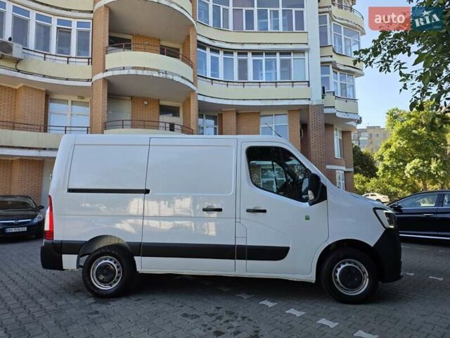 Белый Рено Мастер, объемом двигателя 2.3 л и пробегом 229 тыс. км за 19000 $, фото 6 на Automoto.ua