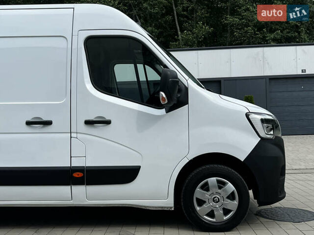 Белый Рено Мастер, объемом двигателя 2.3 л и пробегом 195 тыс. км за 20650 $, фото 31 на Automoto.ua