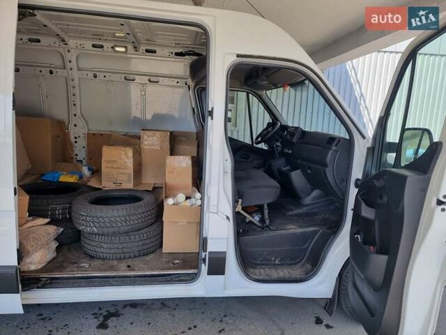 Белый Рено Мастер, объемом двигателя 2.3 л и пробегом 115 тыс. км за 23750 $, фото 10 на Automoto.ua